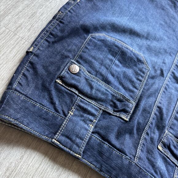 Tommy Jeans Dark Wash Denim Mini Skirt Size 6 Flap Pockets Y2K Stretch Fit 32W - Picture 4 of 7